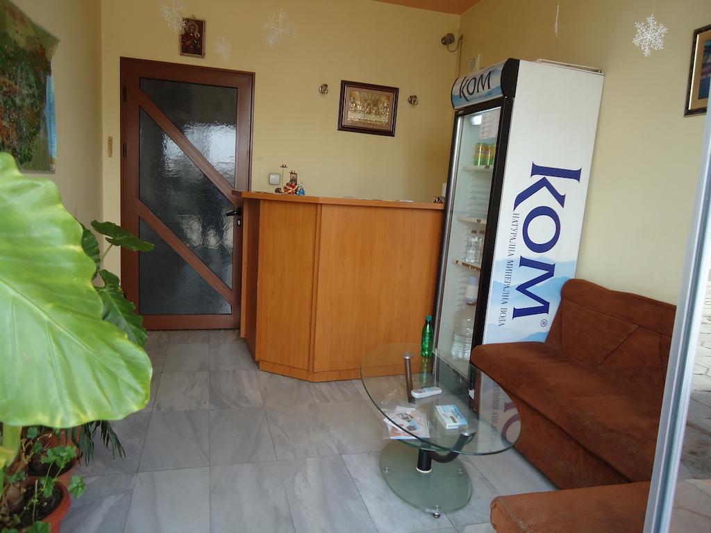 Dionis Hotel Petrich  Bagian luar foto