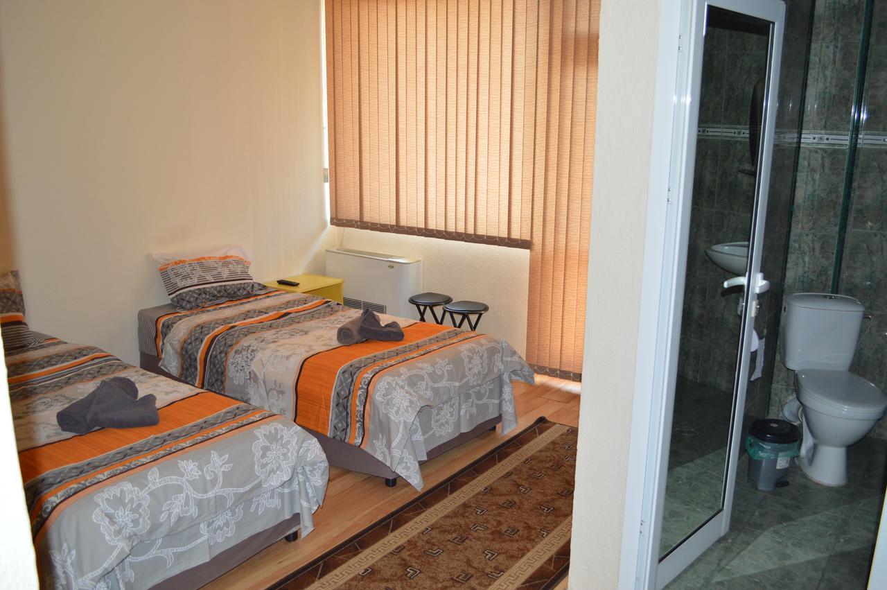 Dionis Hotel Petrich  Bagian luar foto