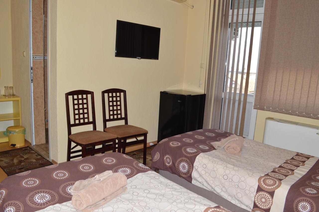 Dionis Hotel Petrich  Bagian luar foto